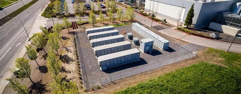 Microgrid with Solar and Battery Energy Storage System 